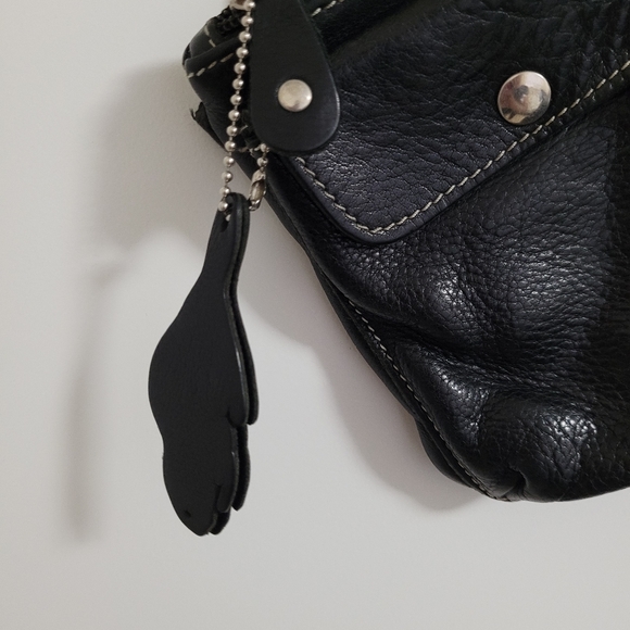 Made in Canada Roots Village pack - Picture 3 of 12